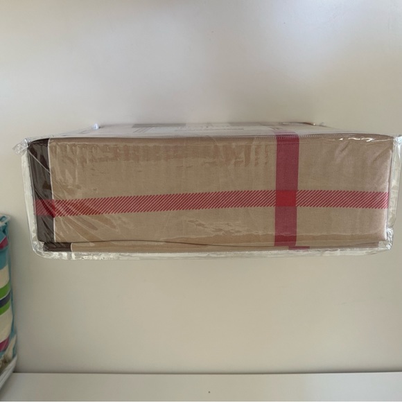 Queen Browns and Red Plaid Ultra Plush Sheet Set 2500 Deep Pocket Pink Floral - Picture 7 of 7